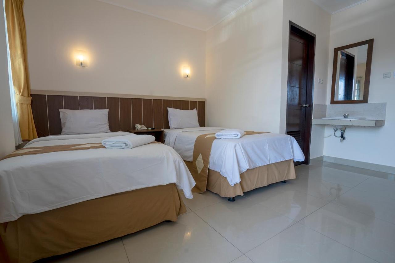 Dago'S Hill Hotel Бандунг Экстерьер фото